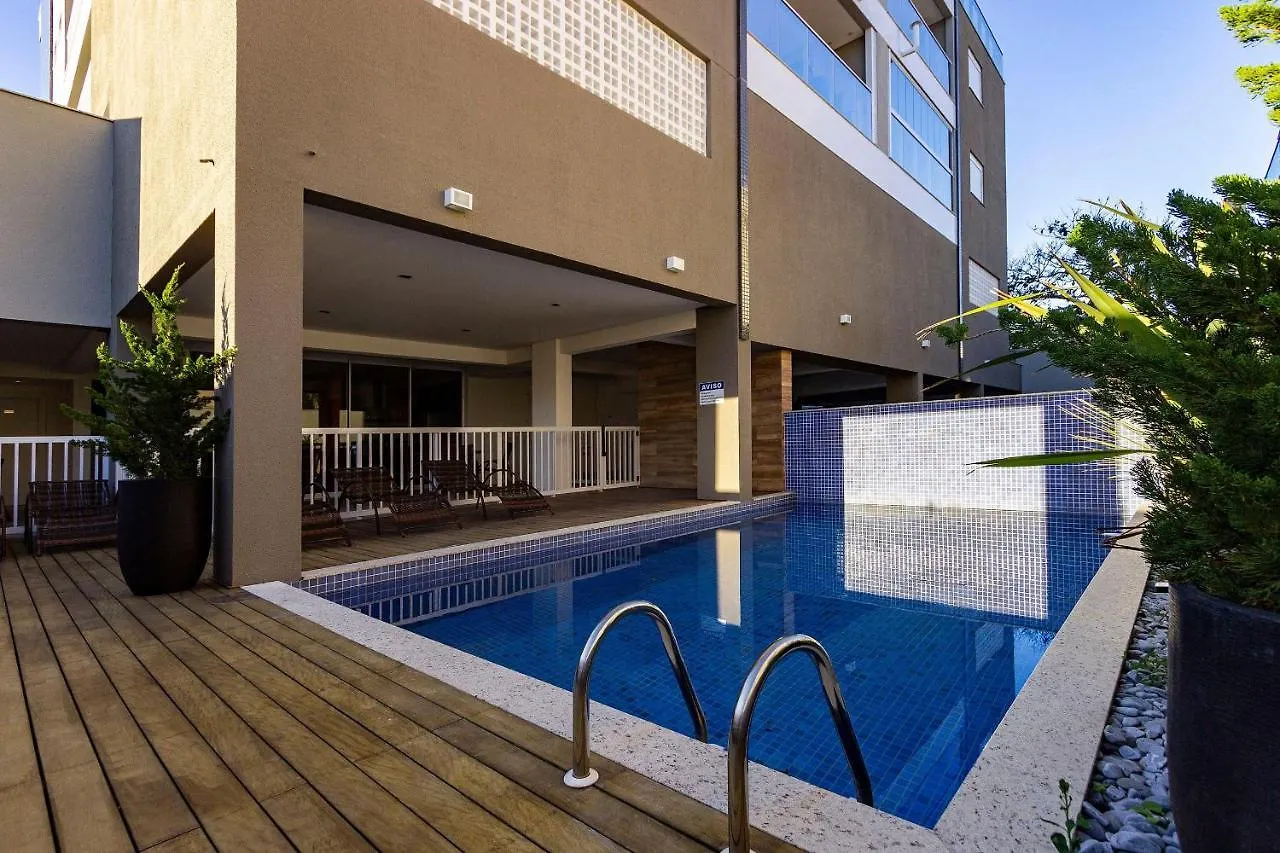 Caraibas 202 - Lindissimo Apartamento Em Canto Grande, A 120 Metros Do Mar - Piscina Terreo. Bombinhas 0*,  Brazília